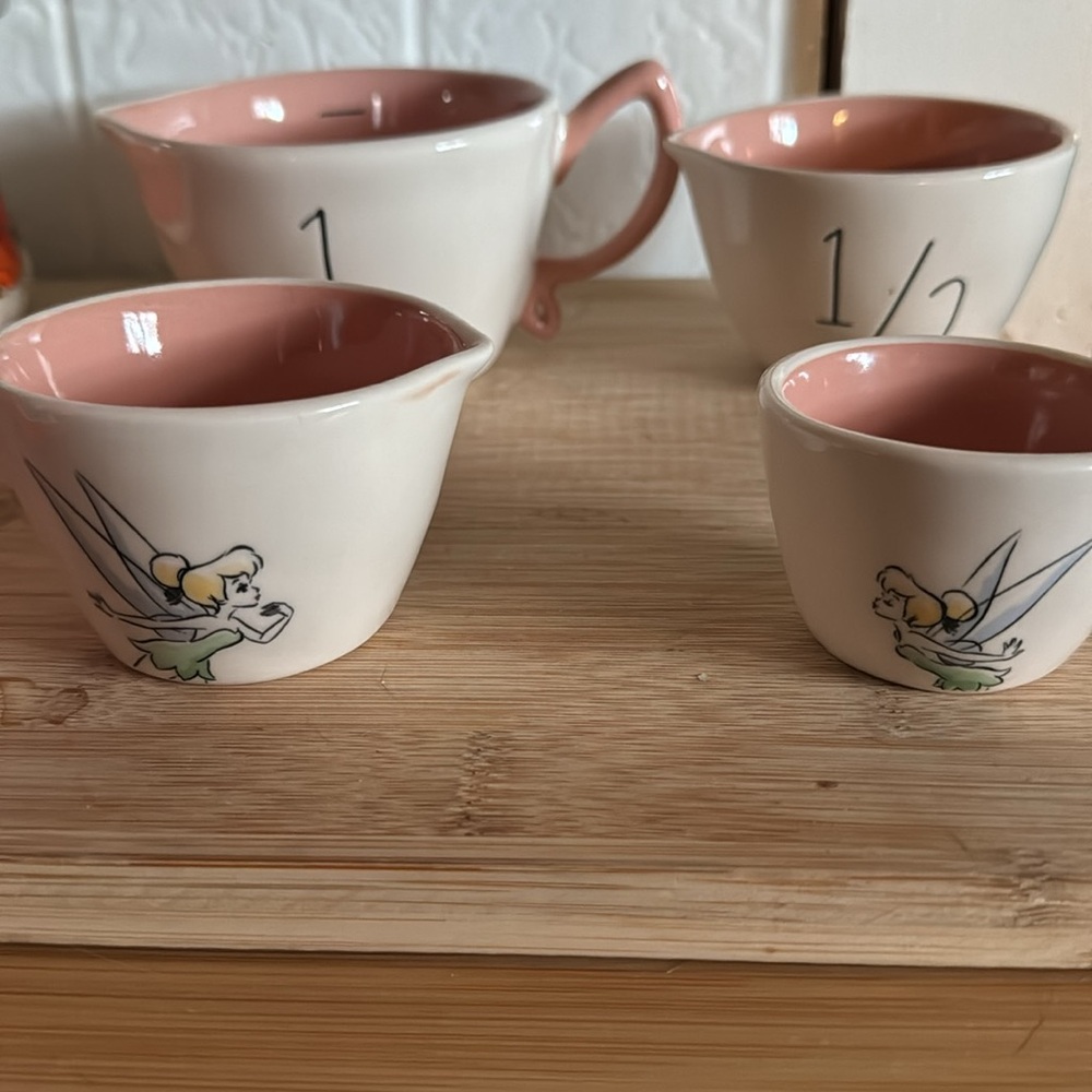 Measuring cups - Picture 2 of 4